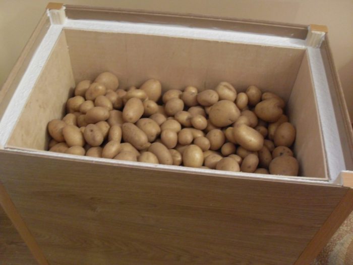Утепление ящика с картошкой
